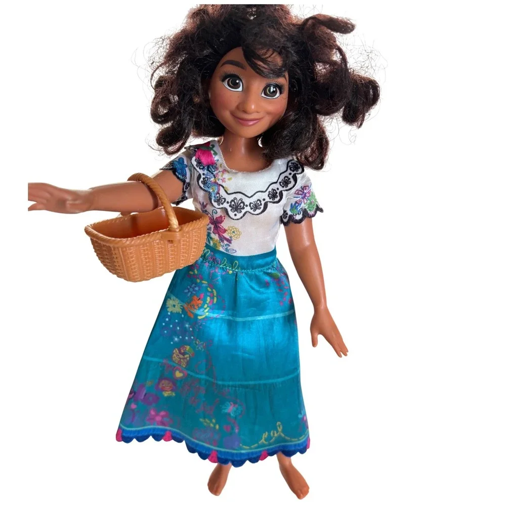 Disney Encanto Mirabel and Dolores Madrigal Doll Set Jakks Pacific Accessories